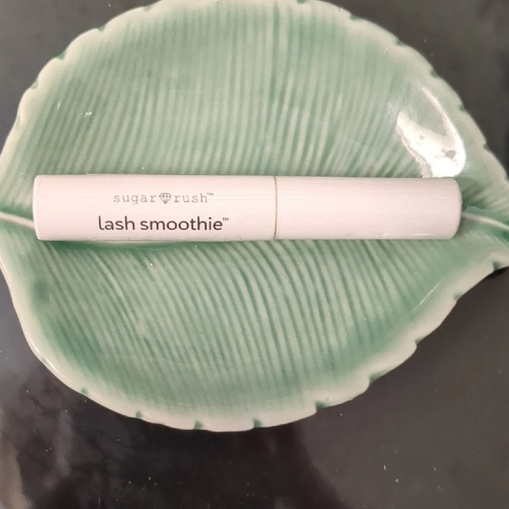 Volumizing Hemp Mascara